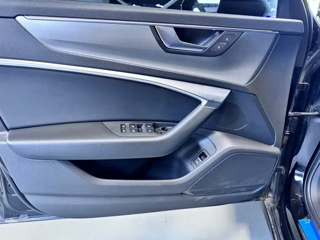 Audi Audi A6L 2022 45 TFSI quattro Premium Dynamic Edition 2022 - thumbnail 4