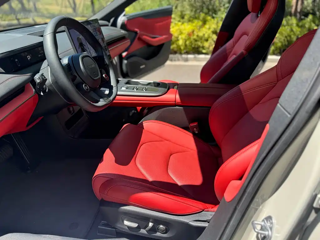Xiaomi Auto Xiaomi SU7 2024 Rear-Wheel Drive Ultra-Long Range High-End Intelligent Driving Pro Version 2025 - thumbnail 5