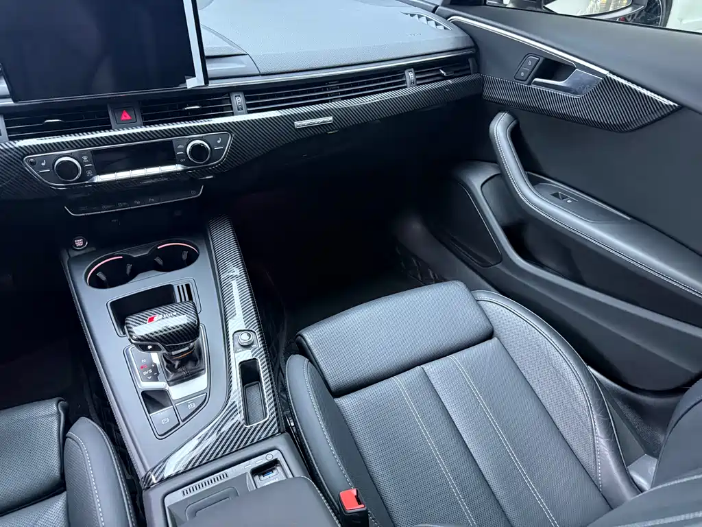 Audi Audi A4L 2022 40 TFSI Premium Dynamic Edition 2022 - thumbnail 10