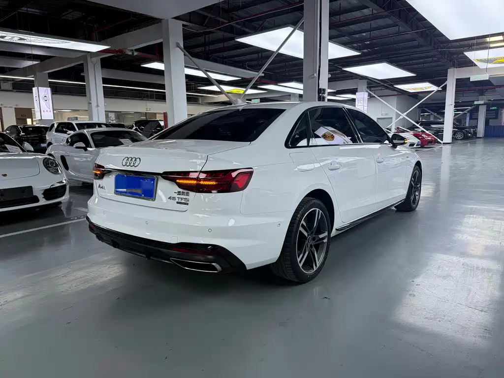 Audi Audi A4L 2022 40 TFSI Premium Dynamic Edition 2022 - thumbnail 17