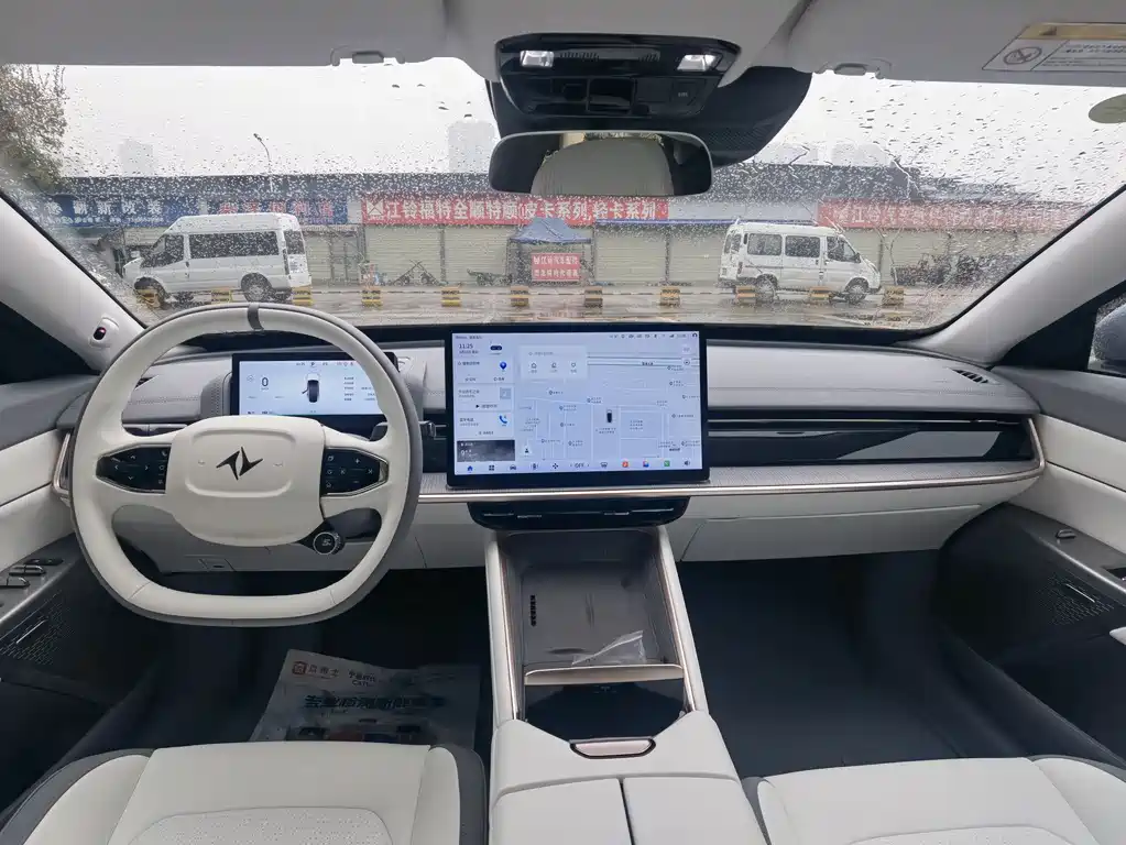Dongfeng Yipai eπ007 2024 Pure Electric 540 AWD Max Edition 2024 - thumbnail 6