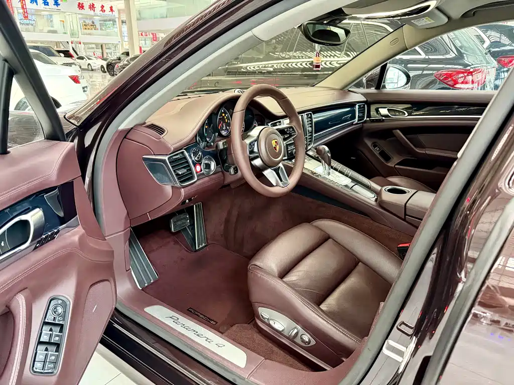 Porsche Porsche Panamera 2014 Panamera 4 Executive 3.0T 2014 - thumbnail 5