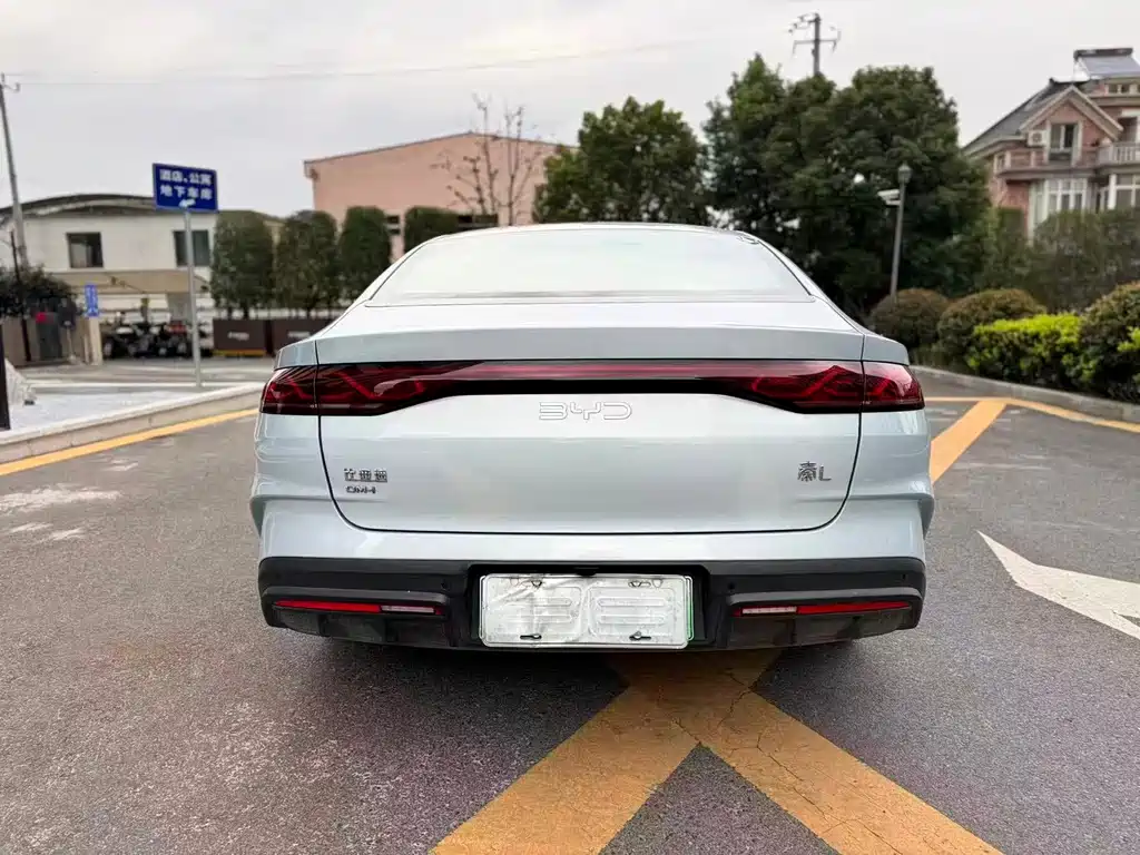 BYD BYD Qin L 2024 DM-i 80KM Leading Edition 2024 - thumbnail 6