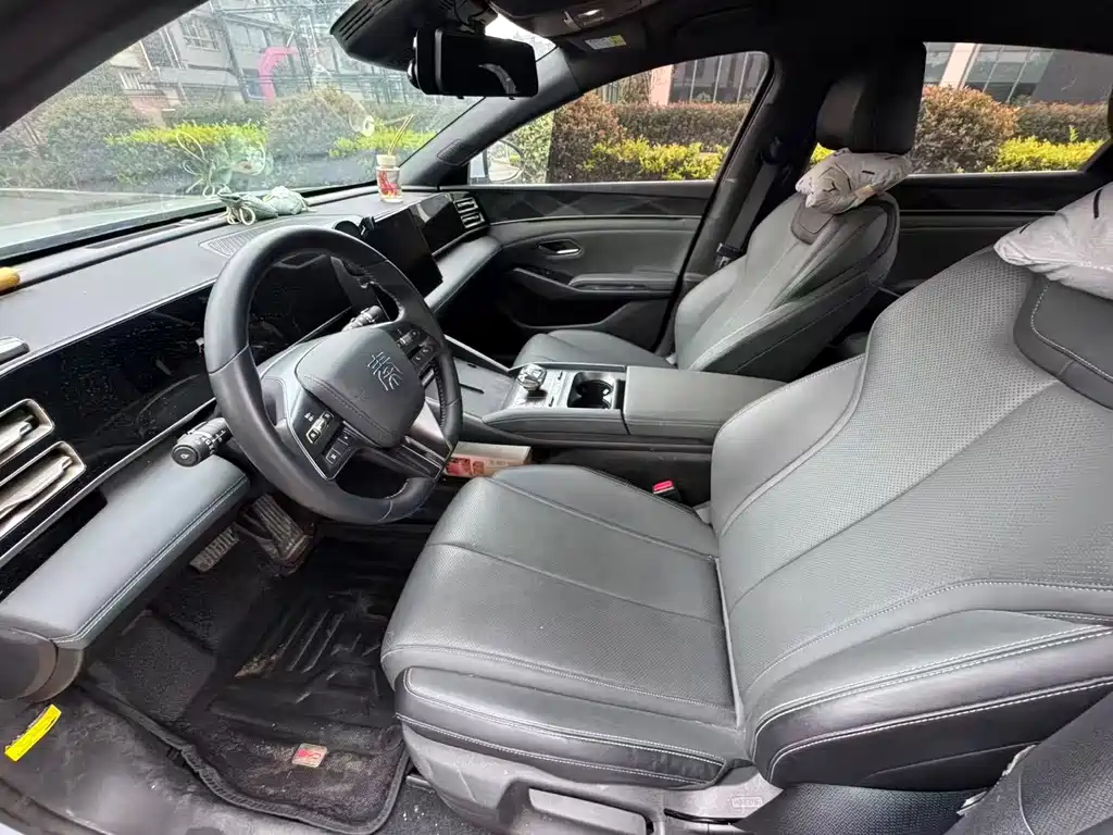 BYD BYD Qin L 2024 DM-i 80KM Leading Edition 2024 - thumbnail 9