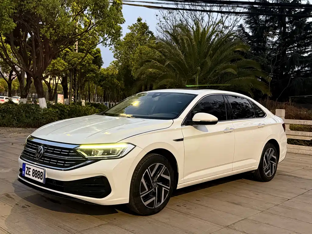 Volkswagen Volkswagen Sagitar 2023 200TSI DSG Comfortline 2023