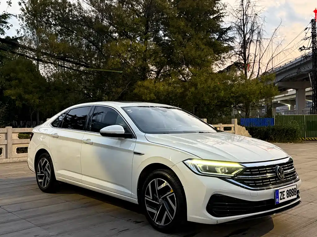 Volkswagen Volkswagen Sagitar 2023 200TSI DSG Comfortline 2023 - thumbnail 3