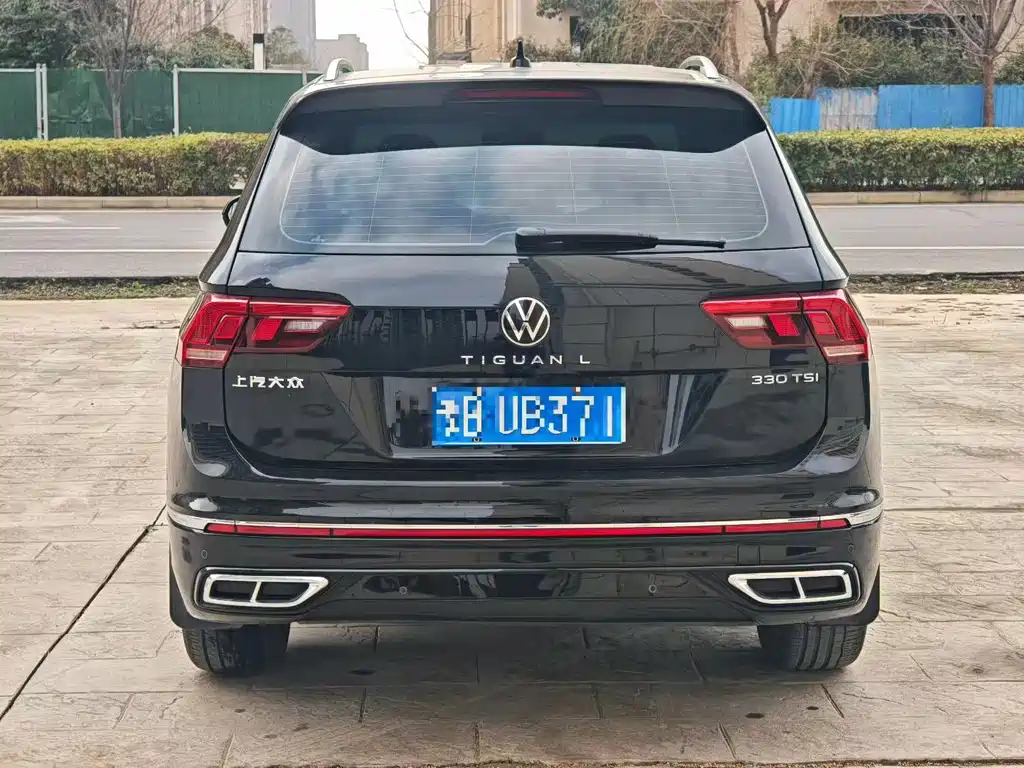 Volkswagen Tiguan L 2025 R-Line Dragon Edition 330TSI AWD 2025 - thumbnail 8