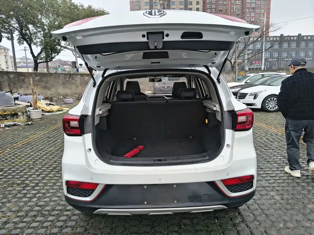 MG MG ZS 2017 16T Automatic Premium Edition 2017 - thumbnail 10