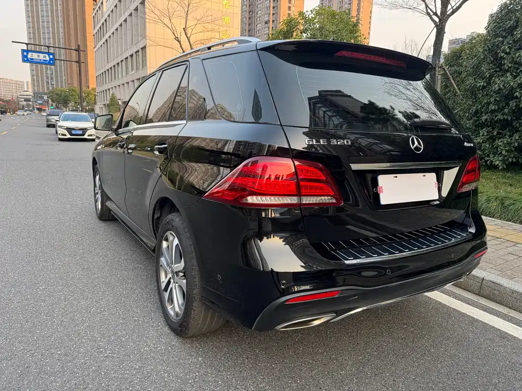 Mercedes-Benz Mercedes-Benz GLE 2017 GLE 320 4MATIC Dynamic Model 2018 - thumbnail 5