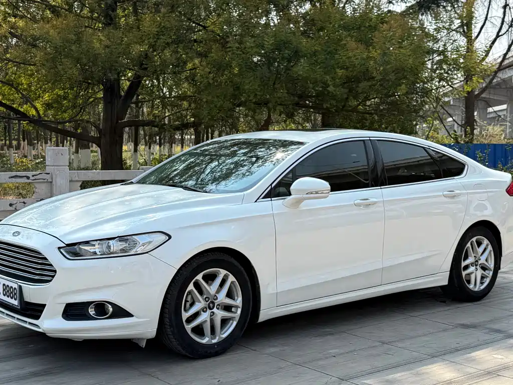 Ford Ford Mondeo 2013 1.5L GTDi180 Fashion Edition 2015