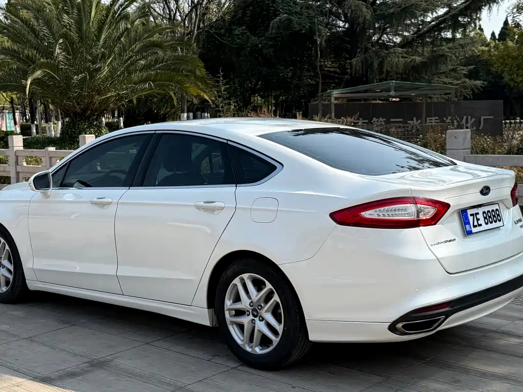 Ford Ford Mondeo 2013 1.5L GTDi180 Fashion Edition 2015 - thumbnail 5