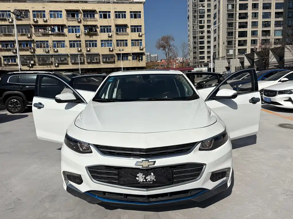 Chevrolet Malibu XL 2018 530T Automatic RS Edition 2018 - thumbnail 2