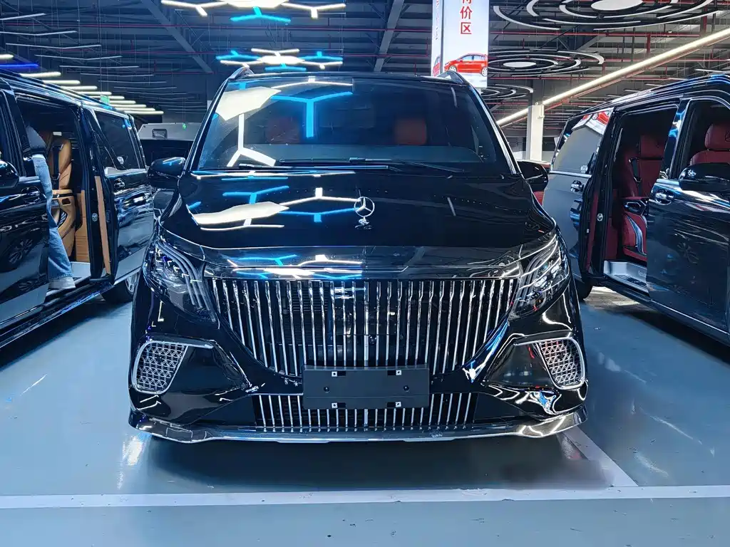 Mercedes-Benz Vito 2021 2.0T Business Edition 7-seater 2021 - thumbnail 2