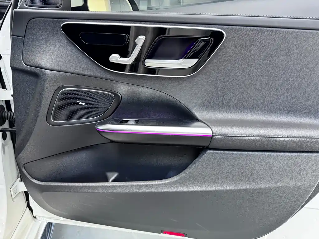 Mercedes-Benz Mercedes-Benz C-Class 2024 Model Year Facelift C 260 L Sport Edition 2024 - thumbnail 9