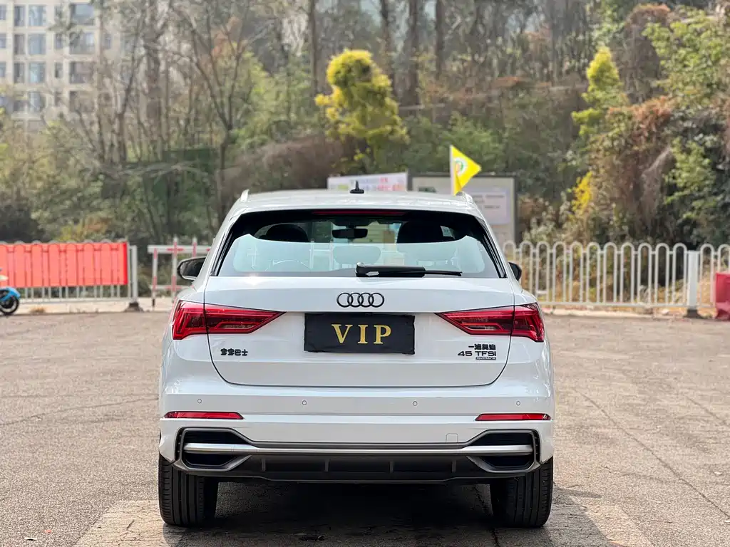 Audi Audi Q3 2022 35 TFSI Fashion Dynamic Edition 2022 - thumbnail 8