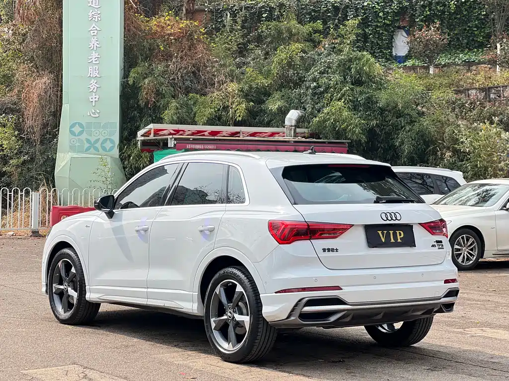 Audi Audi Q3 2022 35 TFSI Fashion Dynamic Edition 2022 - thumbnail 9