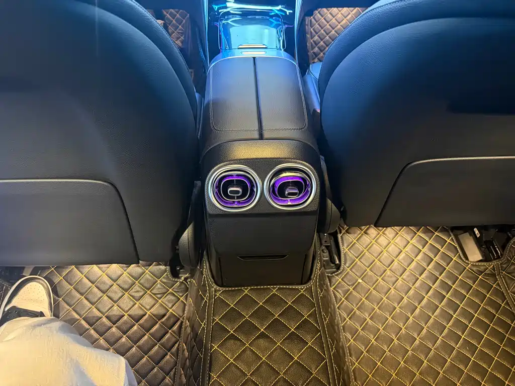Mercedes-Benz Mercedes-Benz C-Class 2022 C 260 L Sport Edition 2022 - thumbnail 17