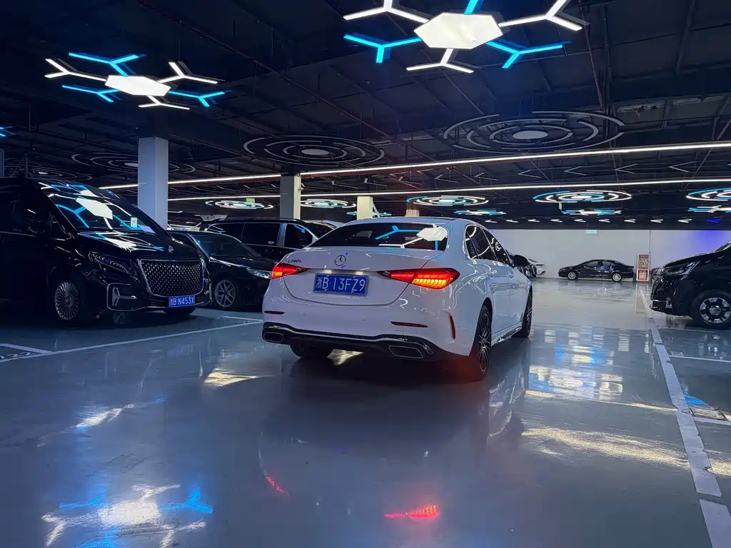 Mercedes-Benz Mercedes-Benz C-Class 2022 C 260 L Sport Edition 2022 - thumbnail 25