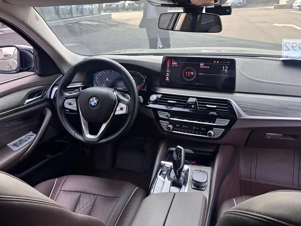 BMW BMW 5 Series 2020 530Li Leading Model M Sport Package 2020 - thumbnail 11