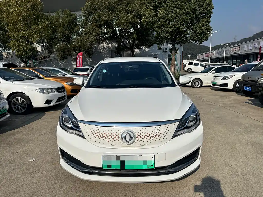 Dongfeng Fengshen DFM E70 2022 500 Ultra Edition 2022 - thumbnail 2