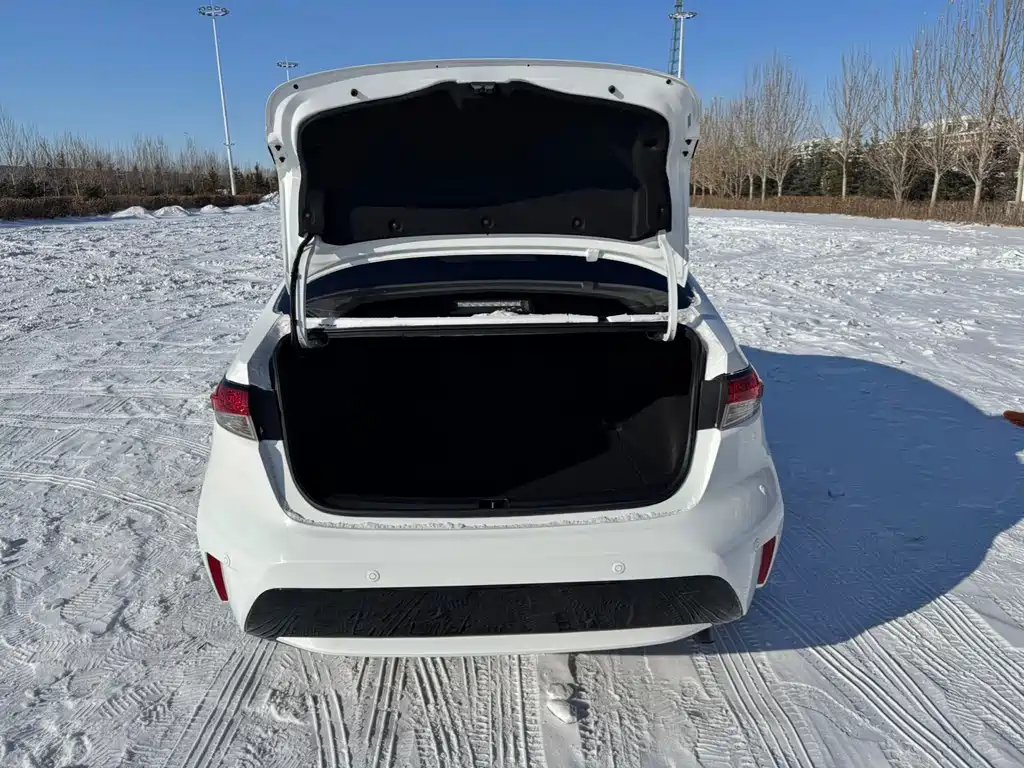 Toyota Toyota Corolla 2022 185T CVT Luxury Edition 2022 - thumbnail 9