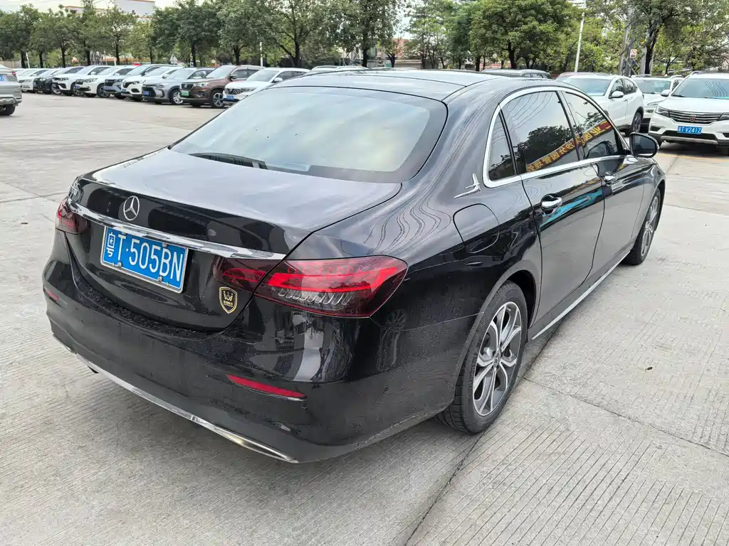 Mercedes-Benz Mercedes-Benz E-Class 2021 E 300 L Sport Luxury 2021 - thumbnail 4