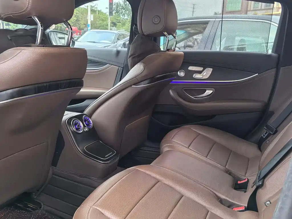 Mercedes-Benz Mercedes-Benz E-Class 2021 E 300 L Sport Luxury 2021 - thumbnail 7
