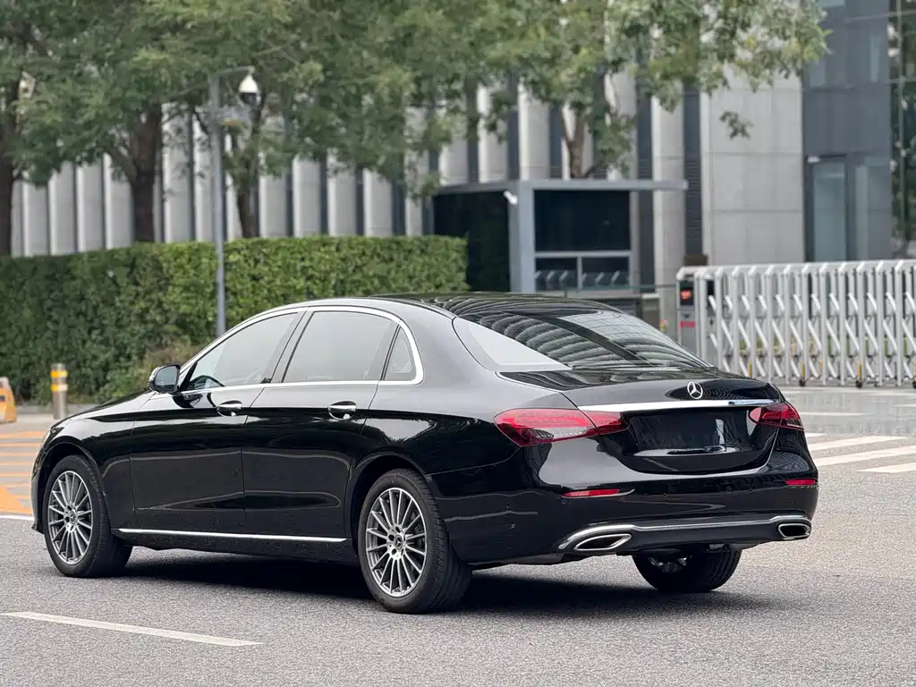 Mercedes-Benz Mercedes-Benz E-Class 2022 E 260 L 2022 - thumbnail 4