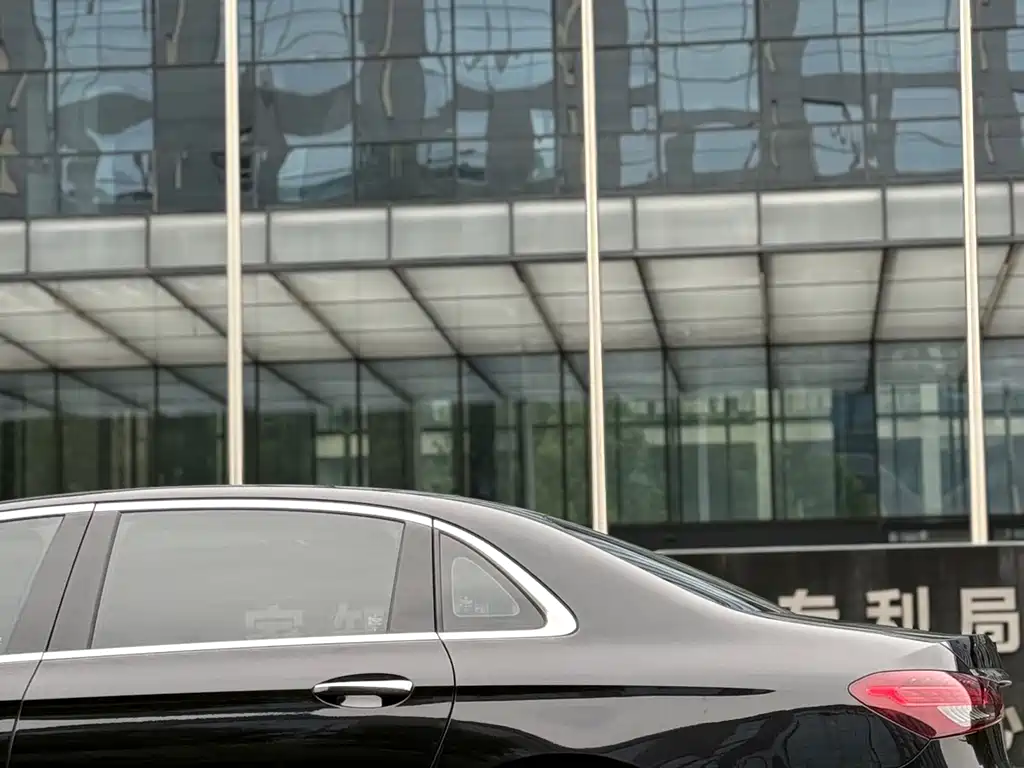 Mercedes-Benz Mercedes-Benz E-Class 2022 E 260 L 2022 - thumbnail 5