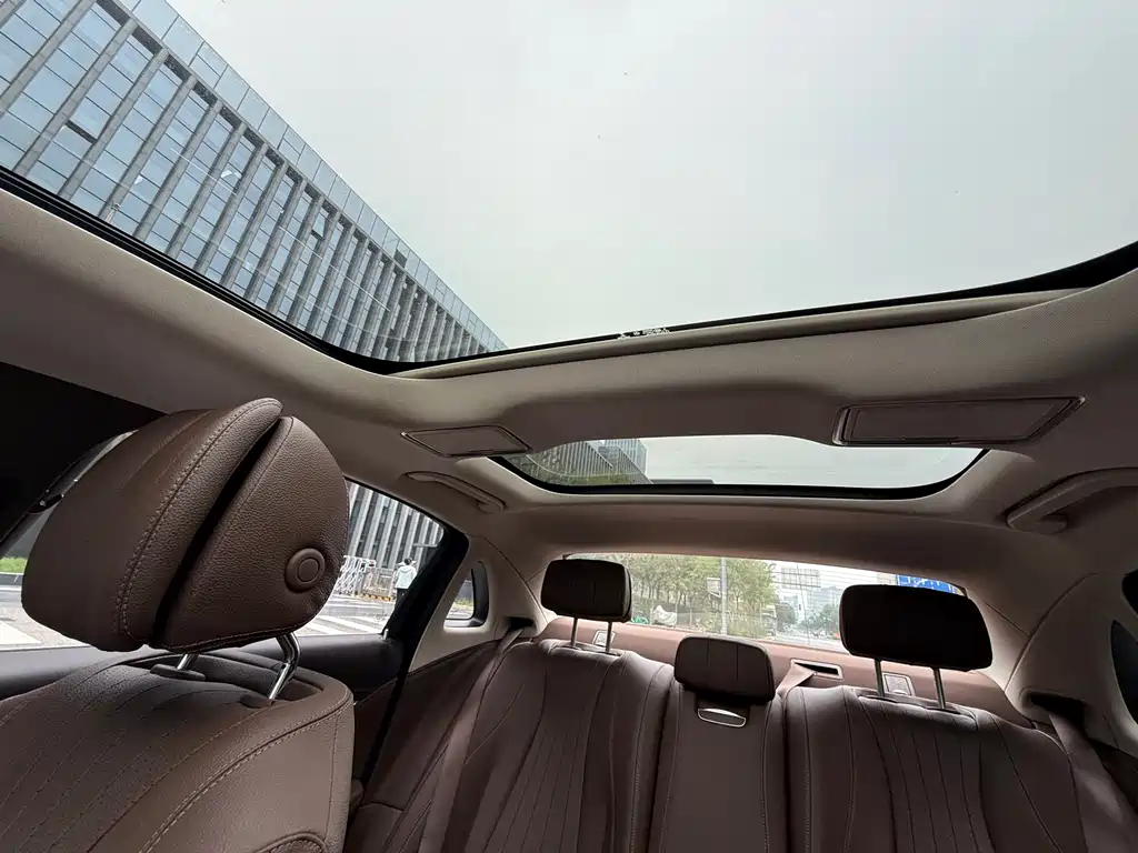 Mercedes-Benz Mercedes-Benz E-Class 2022 E 260 L 2022 - thumbnail 22