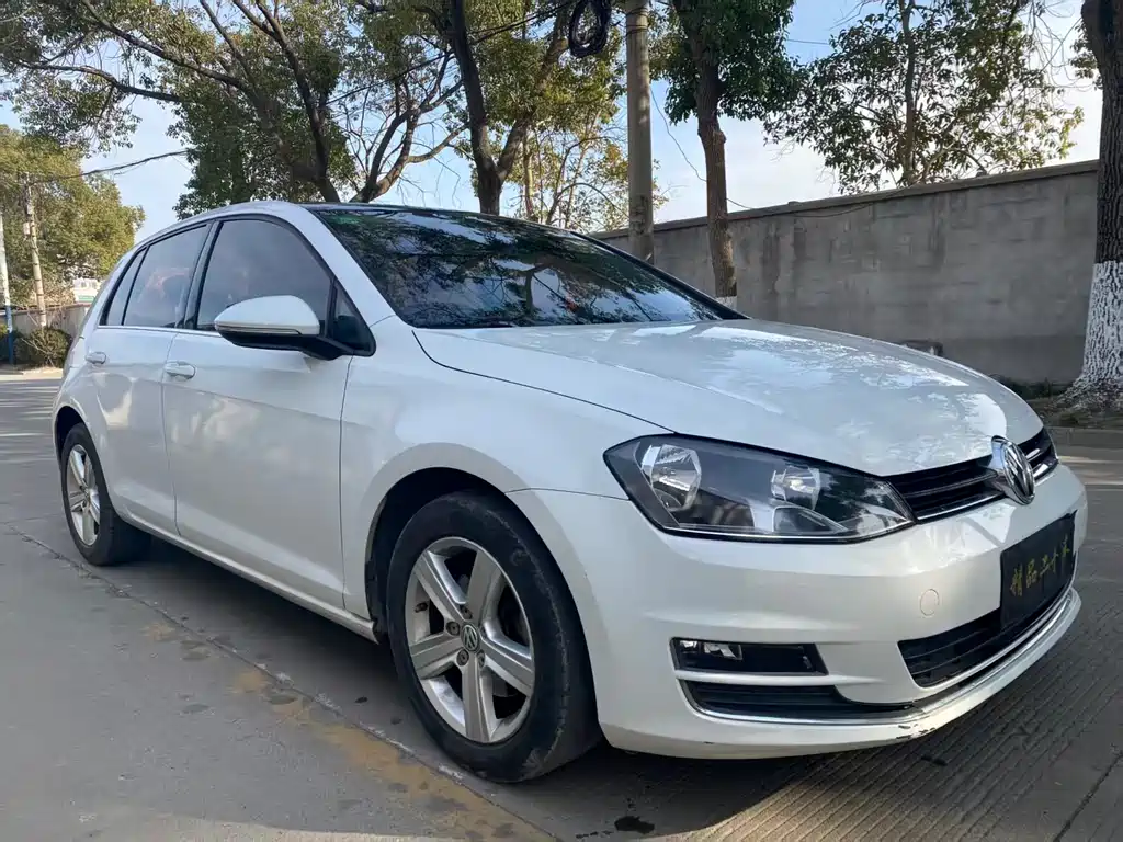 Volkswagen Volkswagen Golf 2014 1.4TSI Automatic Comfort Model 2014 - thumbnail 3