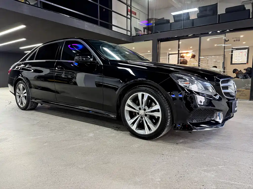 Mercedes-Benz Mercedes-Benz E-Class 2015 Model Year Facelift E 260 L Sport 2016 - thumbnail 3