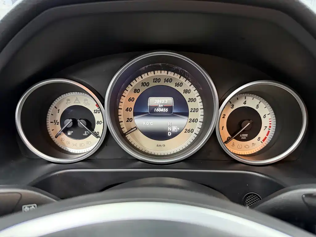 Mercedes-Benz Mercedes-Benz E-Class 2015 Model Year Facelift E 260 L Sport 2016 - thumbnail 10