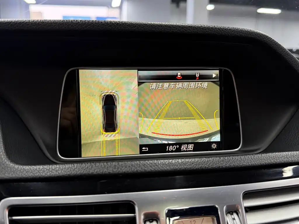 Mercedes-Benz Mercedes-Benz E-Class 2015 Model Year Facelift E 260 L Sport 2016 - thumbnail 12