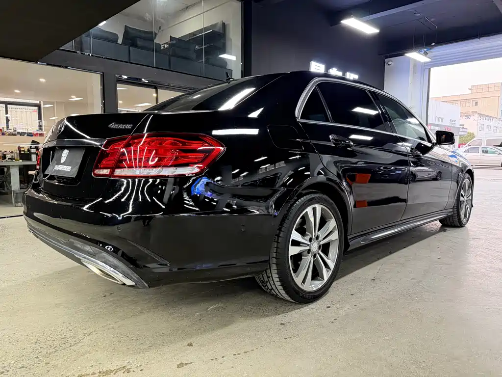 Mercedes-Benz Mercedes-Benz E-Class 2015 Model Year Facelift E 260 L Sport 2016 - thumbnail 20