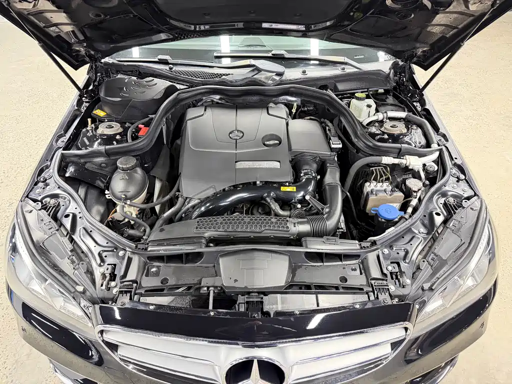 Mercedes-Benz Mercedes-Benz E-Class 2015 Model Year Facelift E 260 L Sport 2016 - thumbnail 21