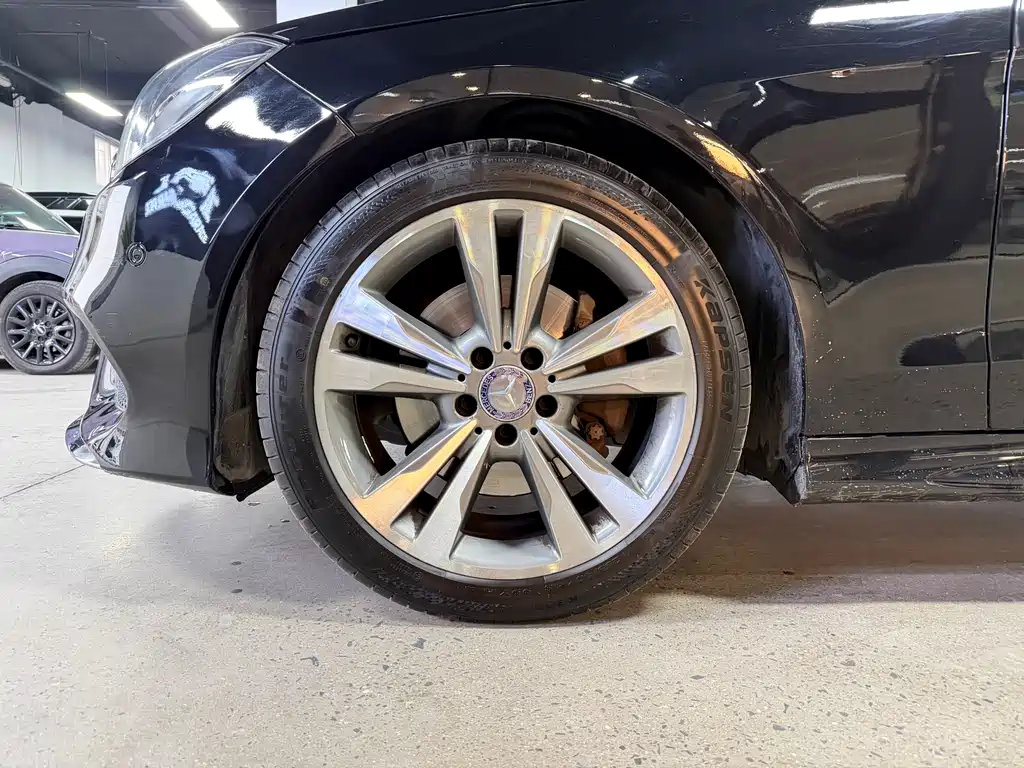 Mercedes-Benz Mercedes-Benz E-Class 2015 Model Year Facelift E 260 L Sport 2016 - thumbnail 22