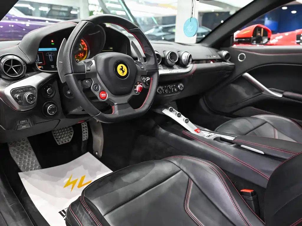 Ferrari Ferrari F12berlinetta 2013 6.3L Standard 2017 - thumbnail 10