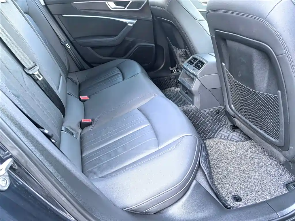 Audi Audi A6 Allroad Quattro 55 TFSI Premium Off-road Model 2021 (Imported) 2021 - thumbnail 10