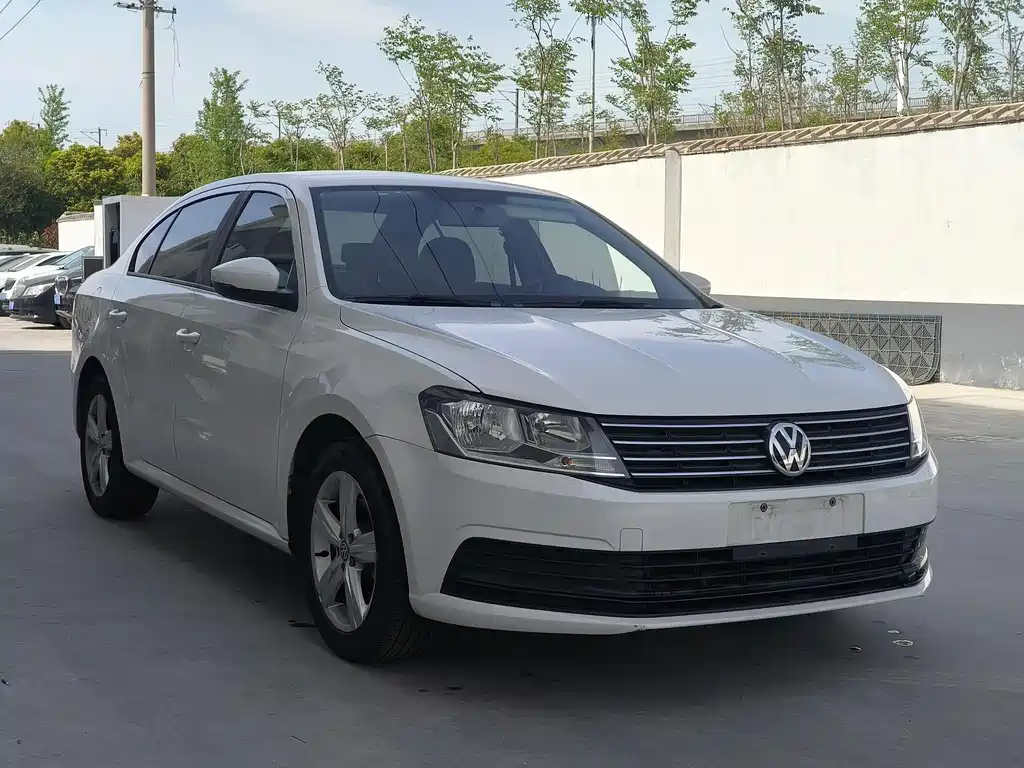 Volkswagen Volkswagen Lavida 2017 1.6L Automatic Fashion Edition 2018 - thumbnail 3