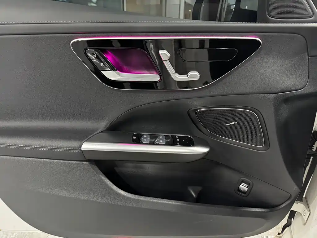 Mercedes-Benz Mercedes-Benz C-Class 2022 C 200 L Sport Edition 2022 - thumbnail 10