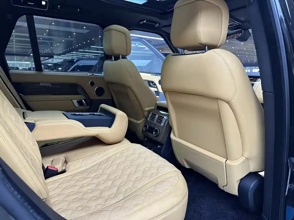 Land Rover Range Rover 2019 3.0 SCV6 Heritage Edition 2020 - thumbnail 7