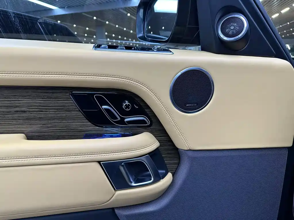 Land Rover Range Rover 2019 3.0 SCV6 Heritage Edition 2020 - thumbnail 10