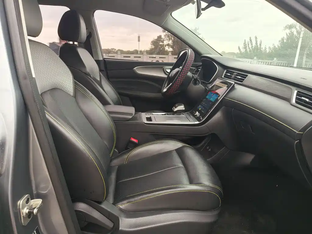 Roewe Roewe RX5 2020 PLUS 300TGI Automatic Ali New Year Special Edition 2020 - thumbnail 11