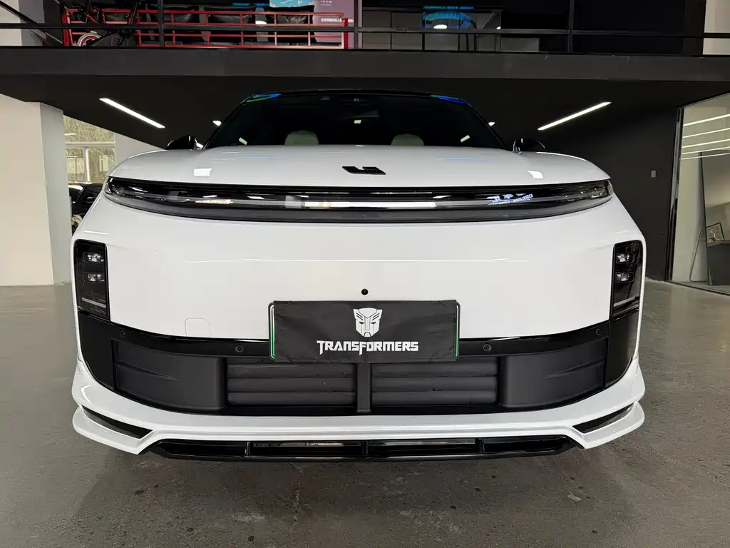 Li Auto Li L6 2024 Pro 2024 - thumbnail 2