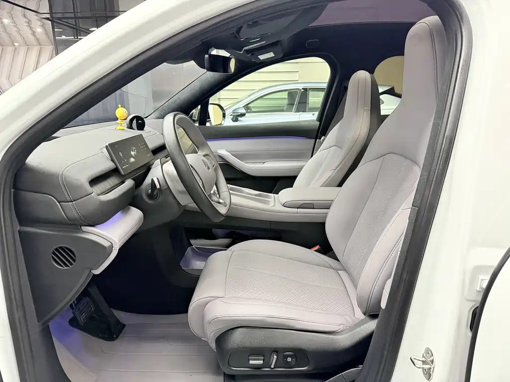 NIO NIO EC6 2024 75kWh 2025 - thumbnail 5