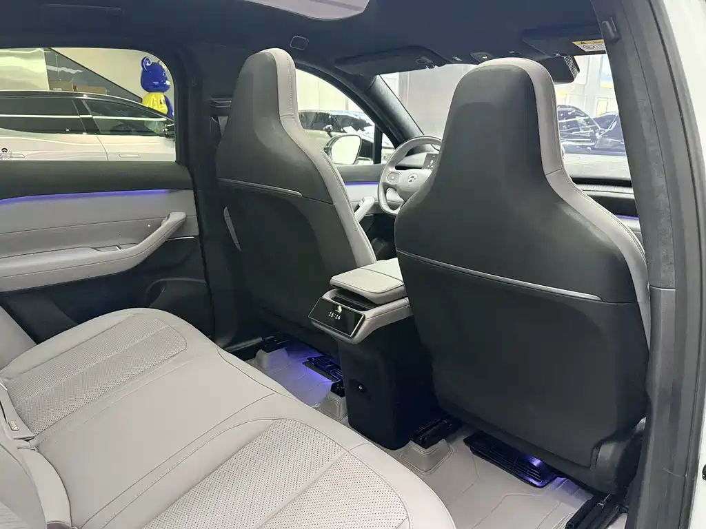 NIO NIO EC6 2024 75kWh 2025 - thumbnail 7