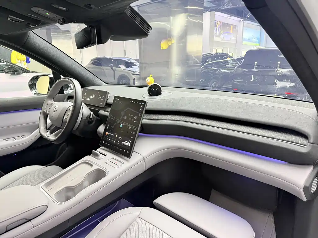 NIO NIO EC6 2024 75kWh 2025 - thumbnail 13
