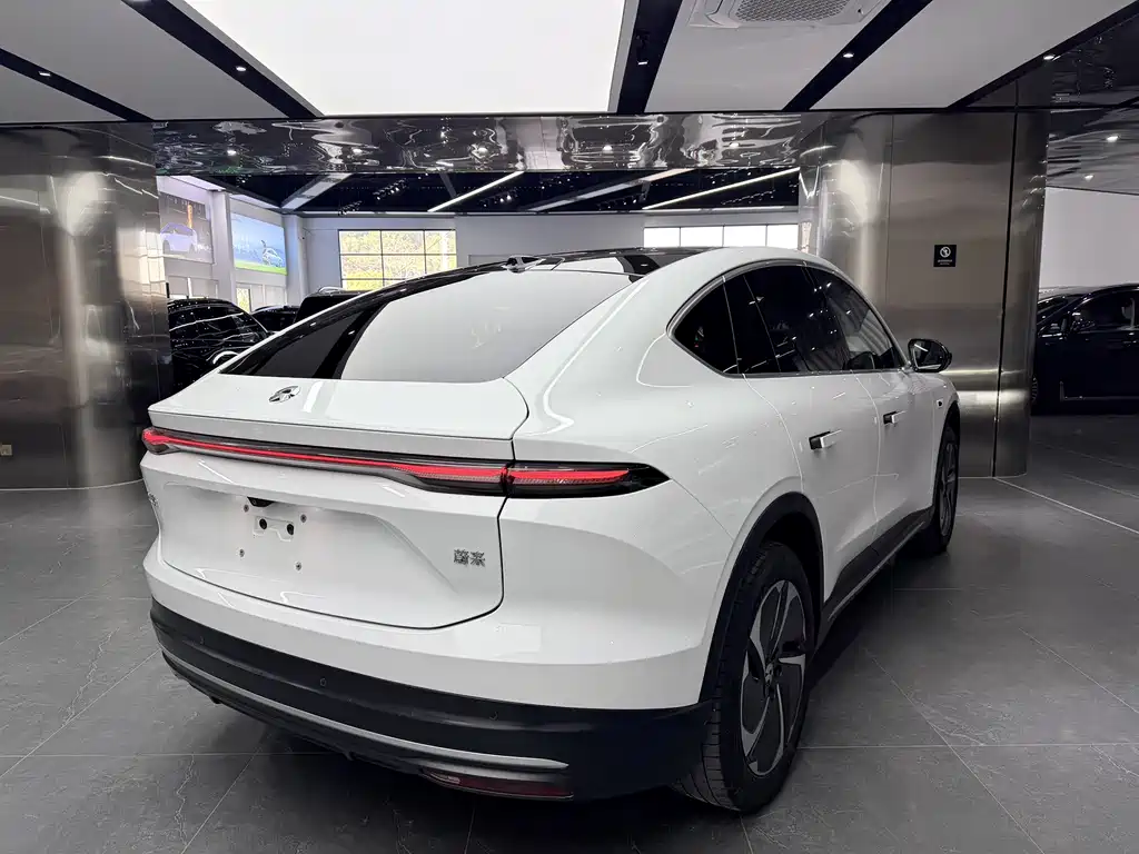 NIO NIO EC6 2024 75kWh 2025 - thumbnail 15