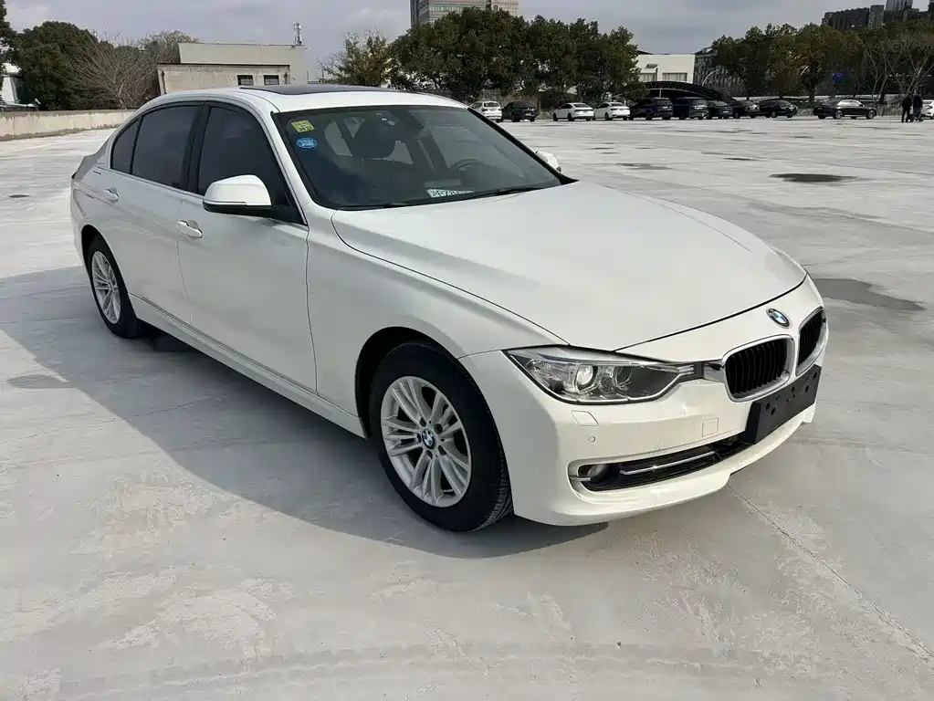 BMW BMW 3 Series 2015 316Li Fashion Edition 2015 - thumbnail 3